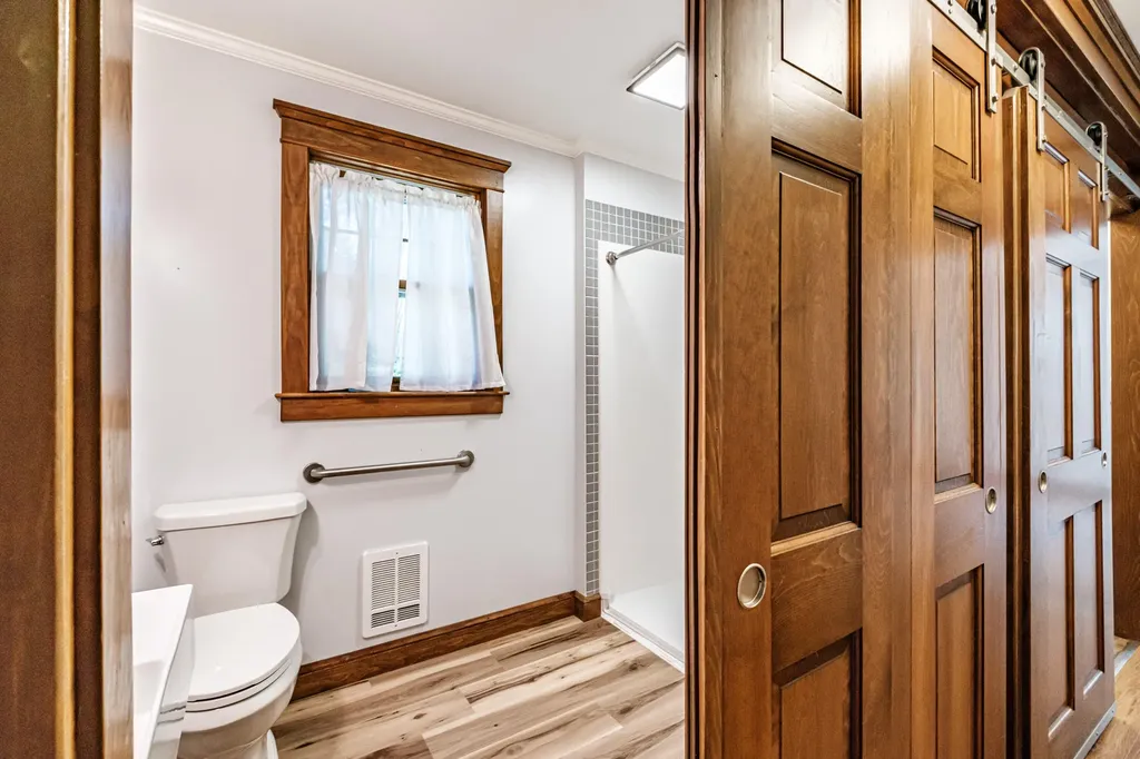 4 Pineway Drive Auburn ME 04210