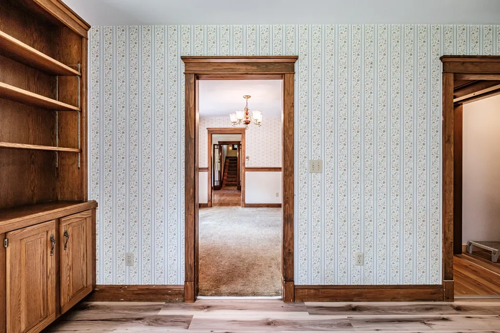 4 Pineway Drive Auburn ME 04210