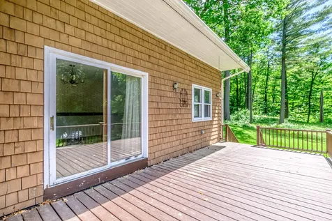 4 Pineway Drive Auburn ME 04210