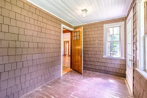 4 Pineway Drive Auburn ME 04210
