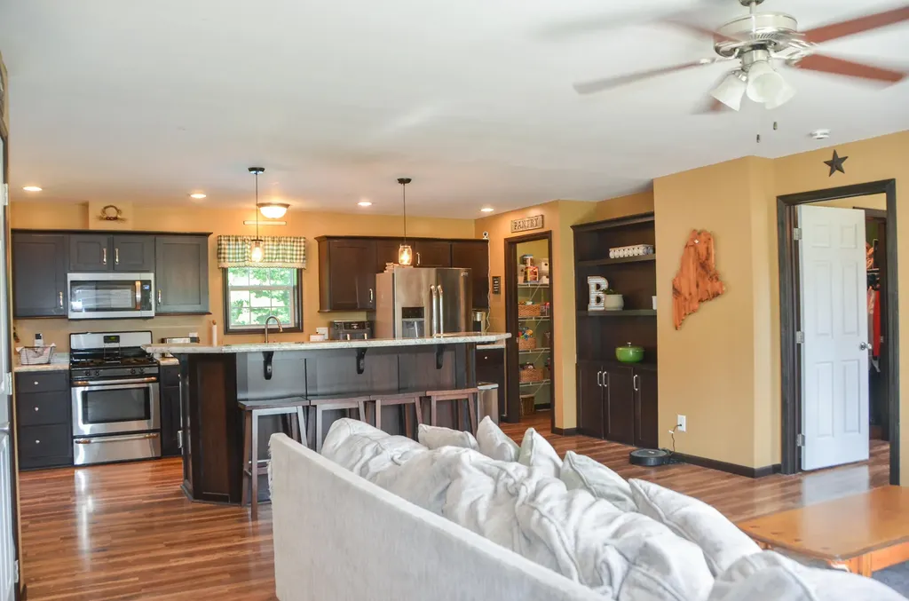 29 Townhouse Road Chelsea ME 04330