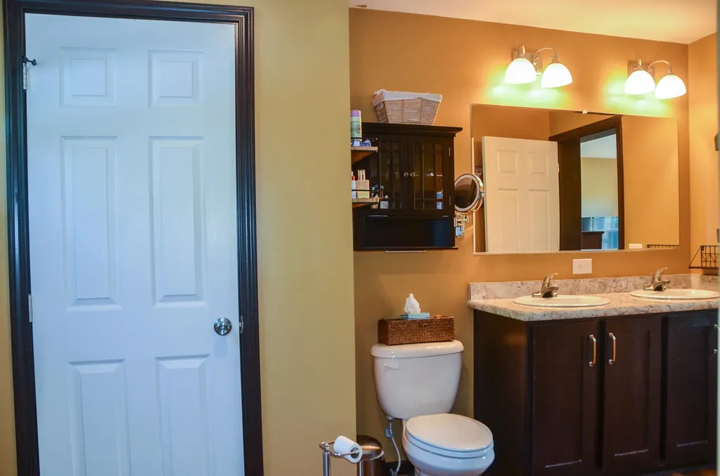 29 Townhouse Road Chelsea ME 04330