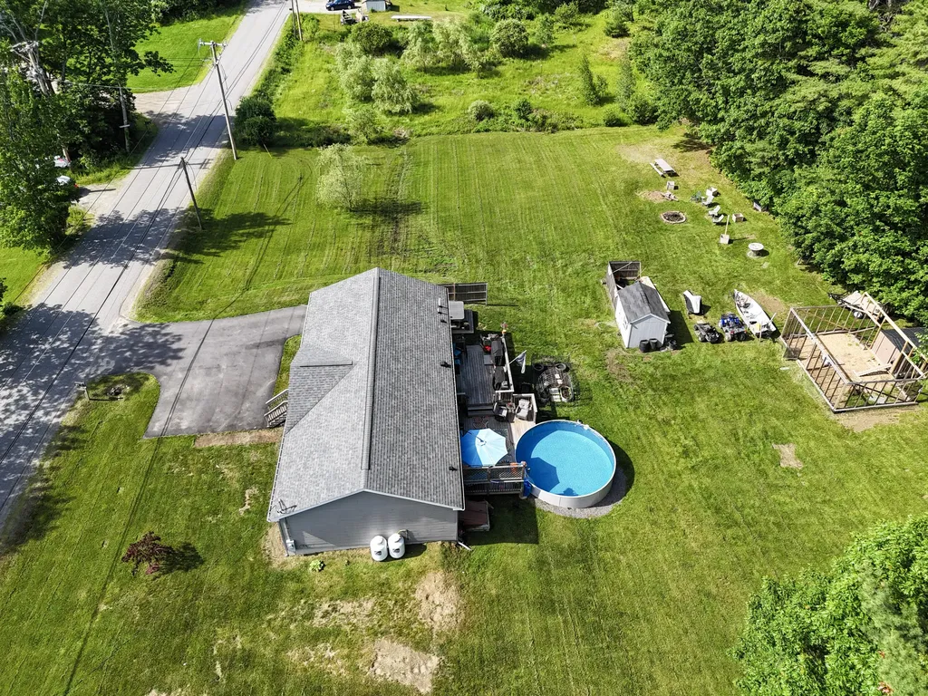 29 Townhouse Road Chelsea ME 04330