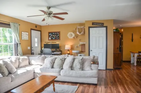 29 Townhouse Road Chelsea ME 04330