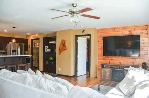 29 Townhouse Road Chelsea ME 04330