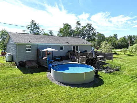 29 Townhouse Road Chelsea ME 04330