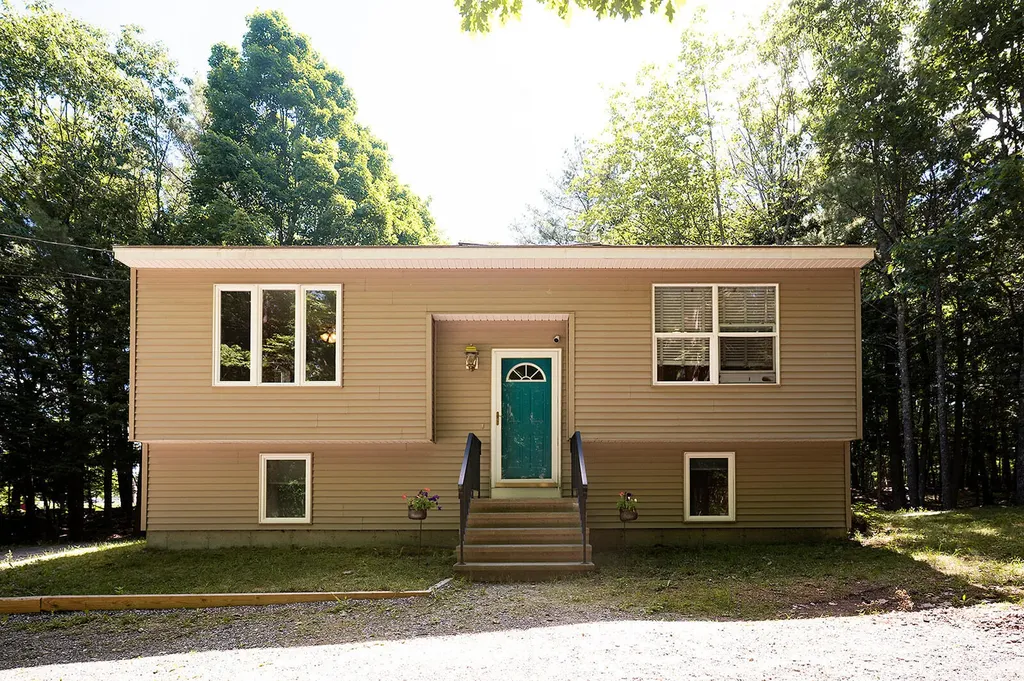 106 Highland Cliff Road Windham ME 04062
