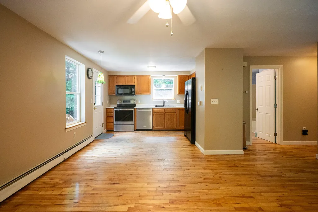 106 Highland Cliff Road Windham ME 04062