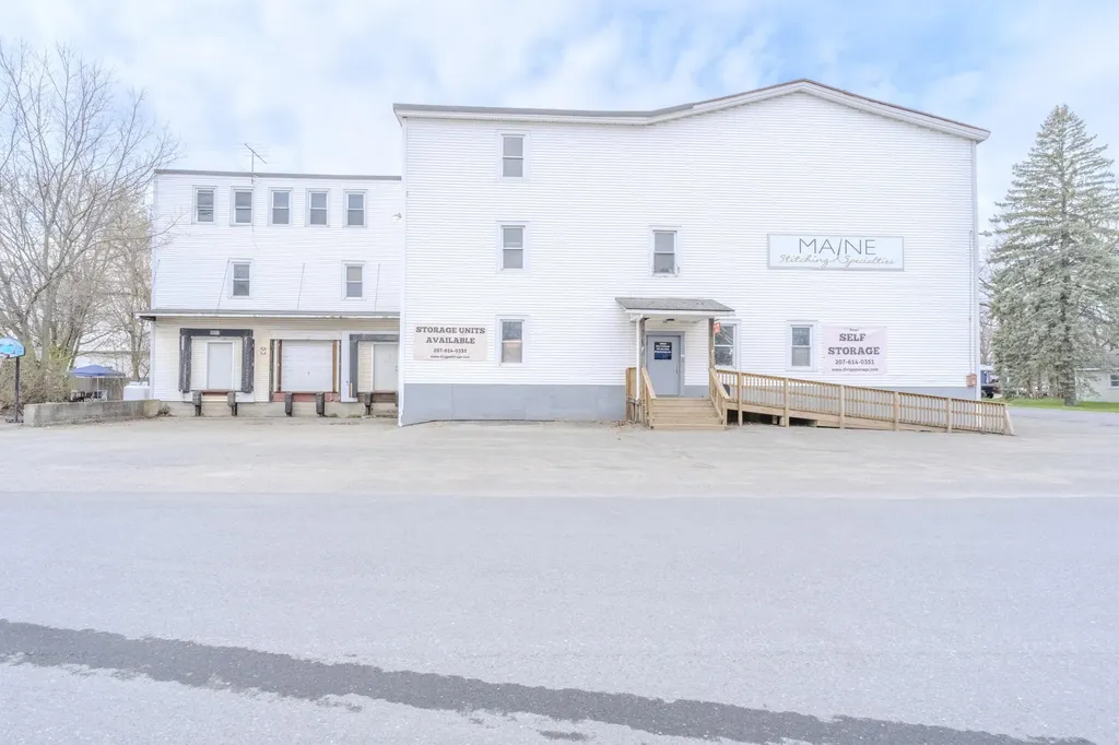40 Dane Avenue Skowhegan ME 04976