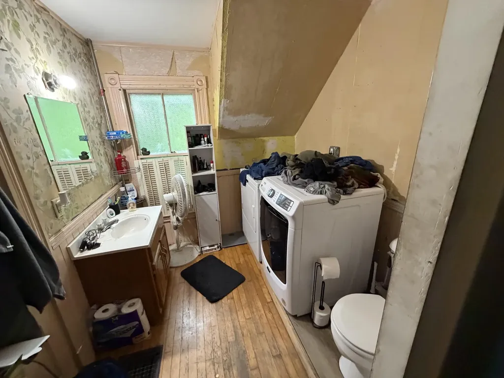 18 Beech Street Dexter ME 04930