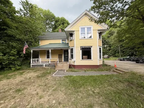 18 Beech Street Dexter ME 04930