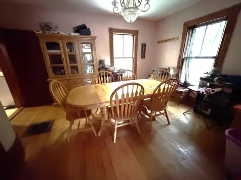 18 Beech Street Dexter ME 04930