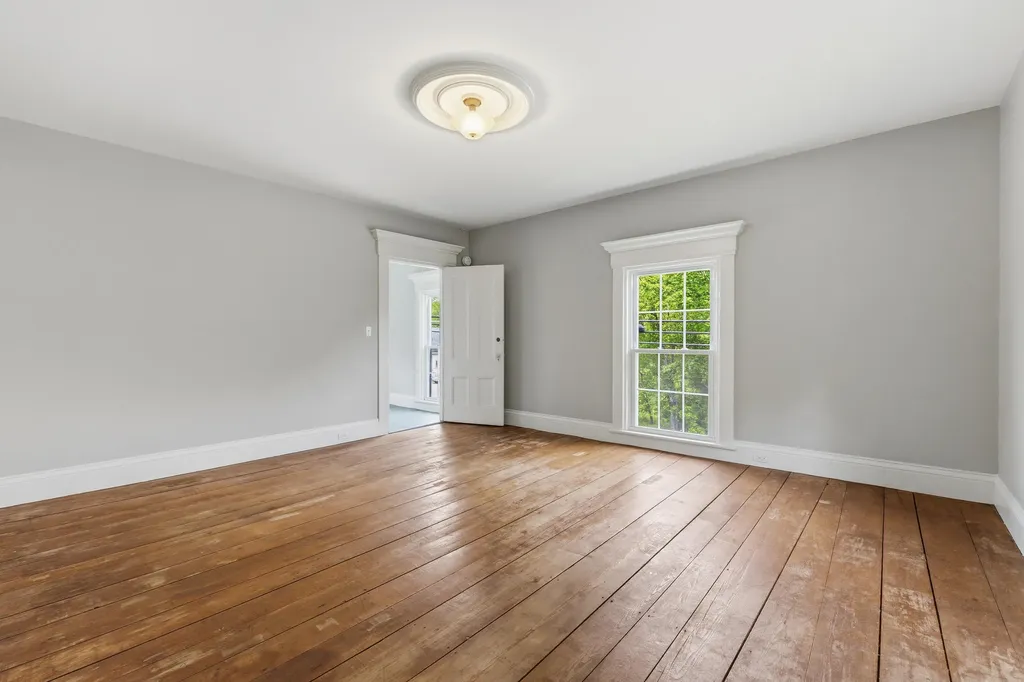 1085 Main Street Bowdoin ME 04287