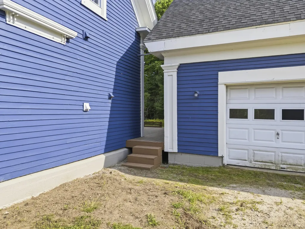 1085 Main Street Bowdoin ME 04287