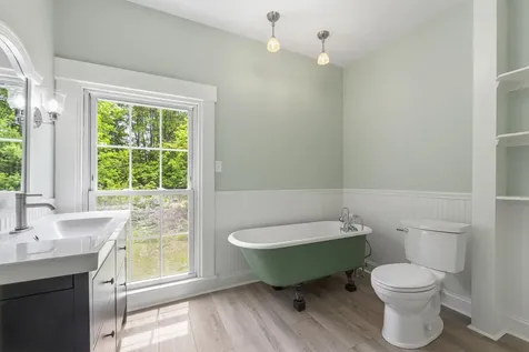 1085 Main Street Bowdoin ME 04287