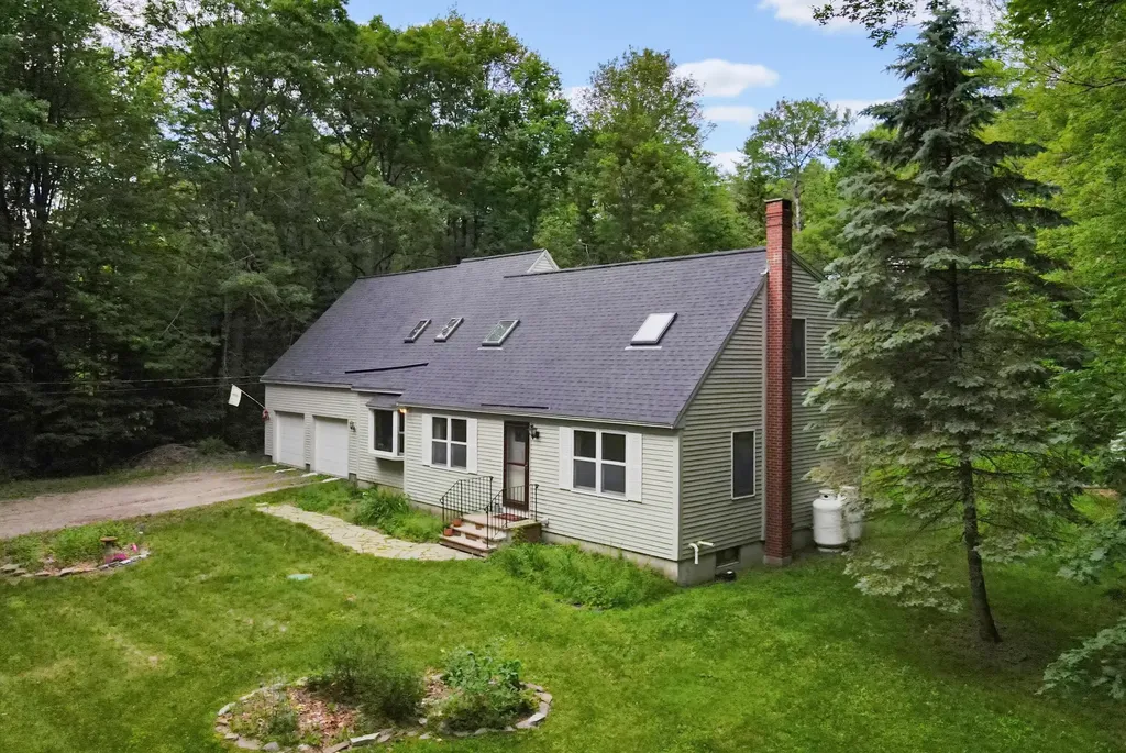 633 Harpswell Road Brunswick ME 04011