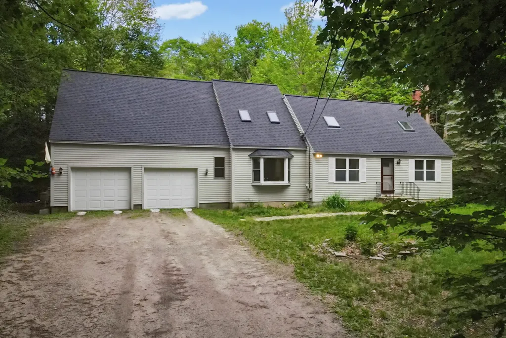 633 Harpswell Road Brunswick ME 04011