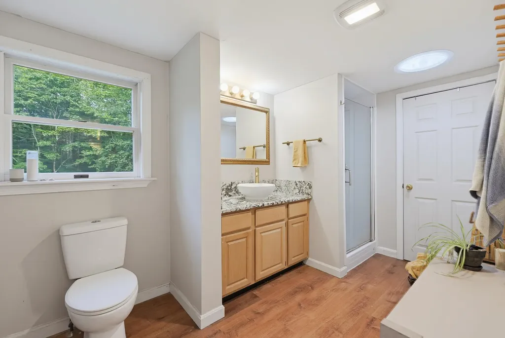 633 Harpswell Road Brunswick ME 04011