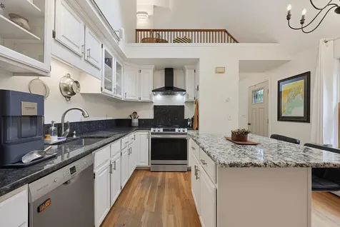 633 Harpswell Road Brunswick ME 04011
