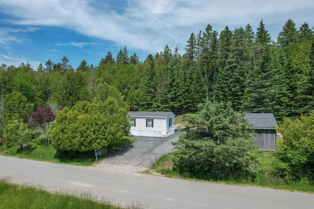 183 Blastow Cove Road Deer Isle ME 04627