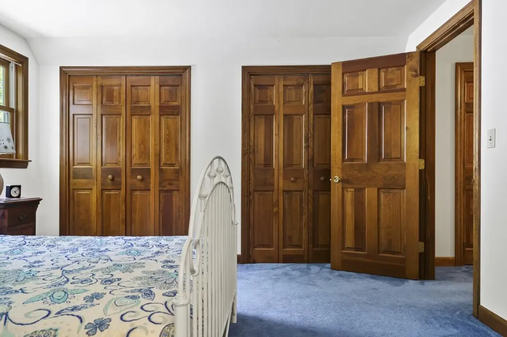 14 Paradise Lane Southport ME 04576