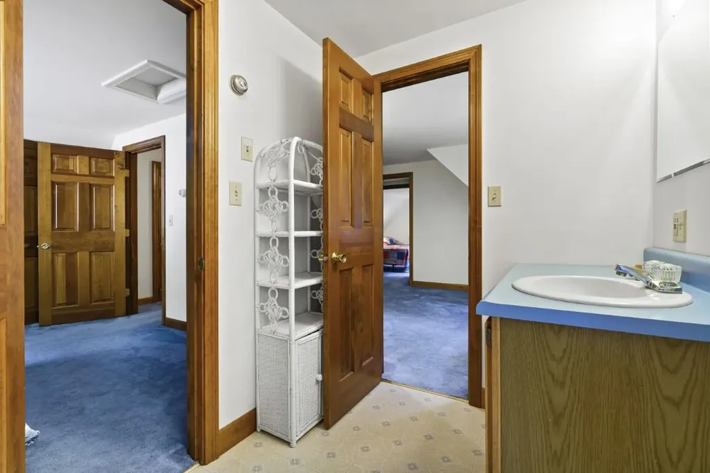 14 Paradise Lane Southport ME 04576