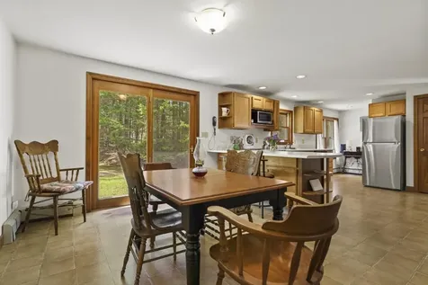14 Paradise Lane Southport ME 04576