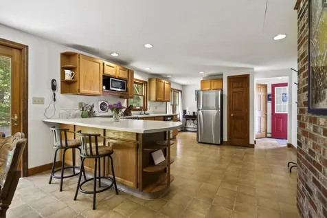 14 Paradise Lane Southport ME 04576