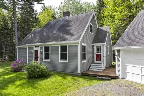14 Paradise Lane Southport ME 04576