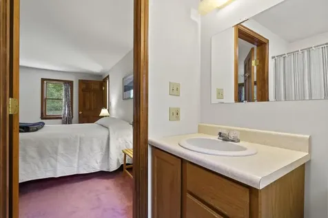 14 Paradise Lane Southport ME 04576