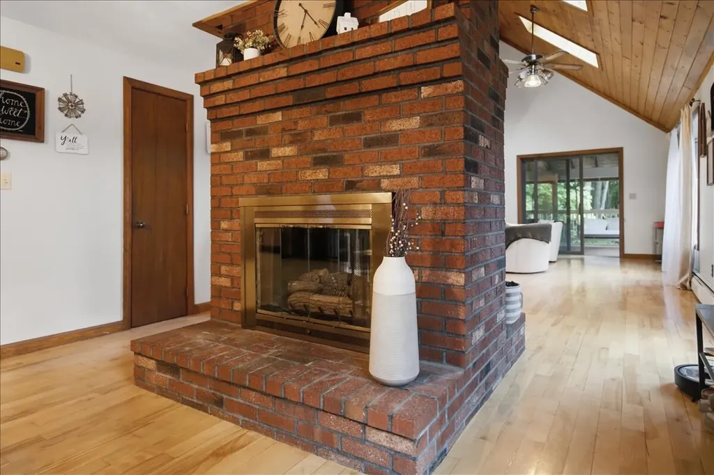 175 Kennebec Trail Turner ME 04282