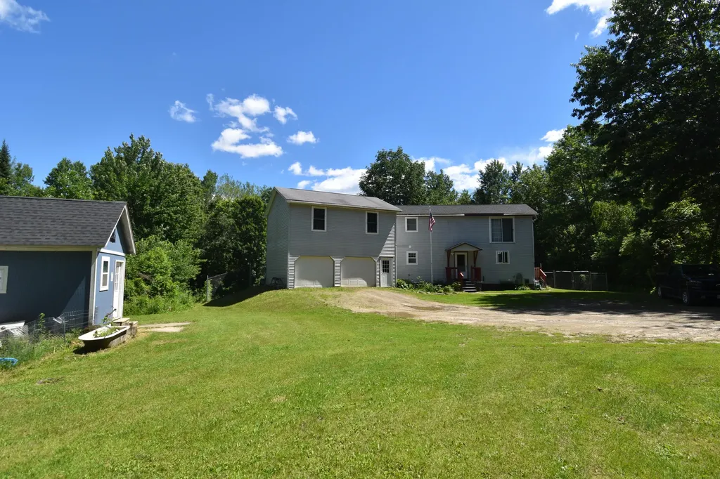 64 Bragg Road Detroit ME 04929