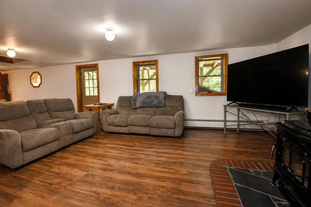 64 Bragg Road Detroit ME 04929