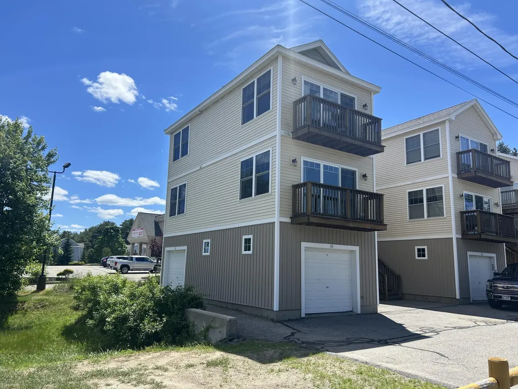 35 Barefoot Cottage Road Wells ME 04090