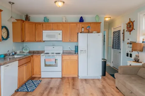 35 Barefoot Cottage Road Wells ME 04090