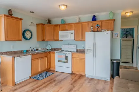 35 Barefoot Cottage Road Wells ME 04090
