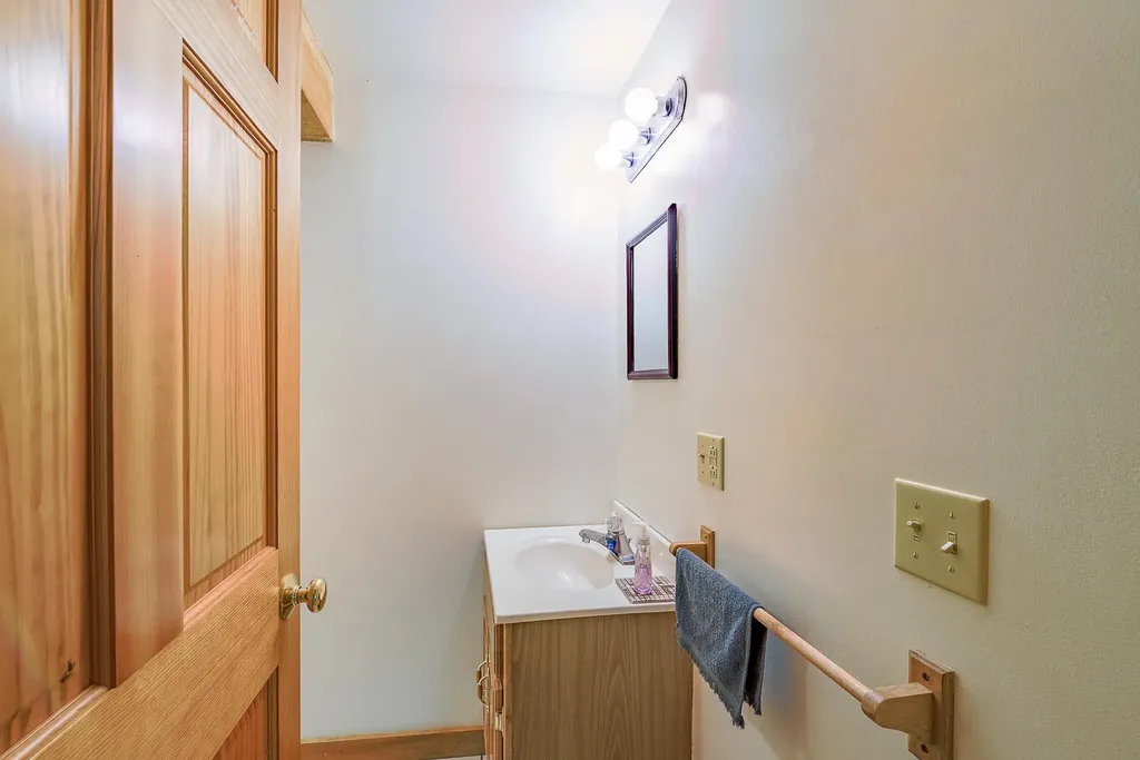37 Albin Road Searsmont ME 04973