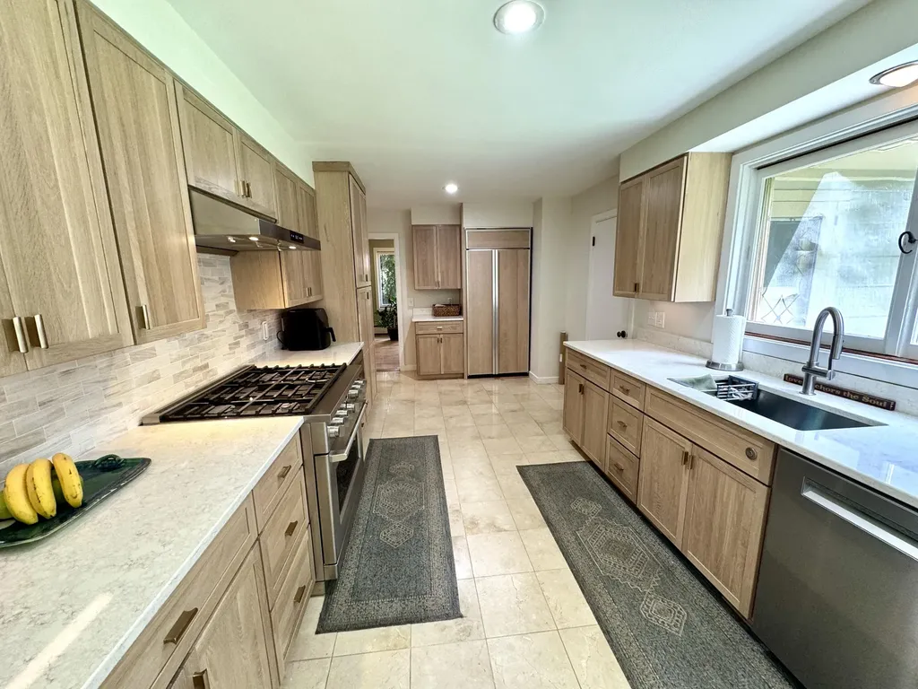 281 Clyde Road Bangor ME 04401