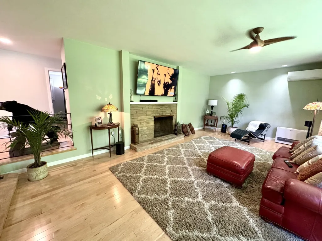 281 Clyde Road Bangor ME 04401