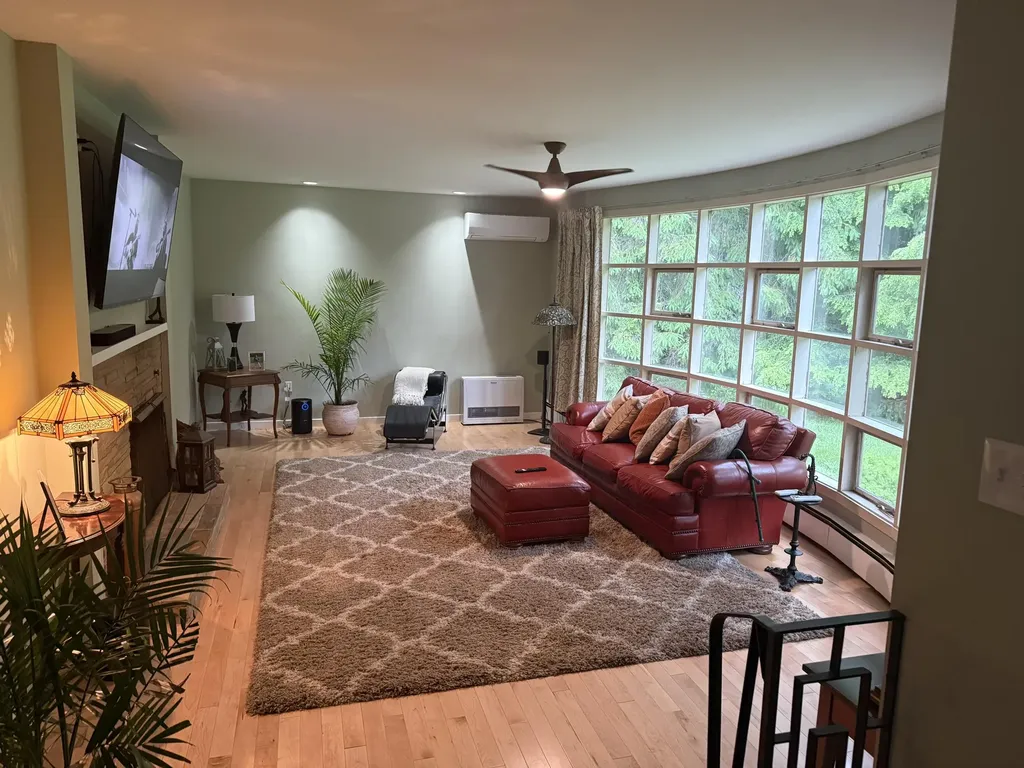281 Clyde Road Bangor ME 04401