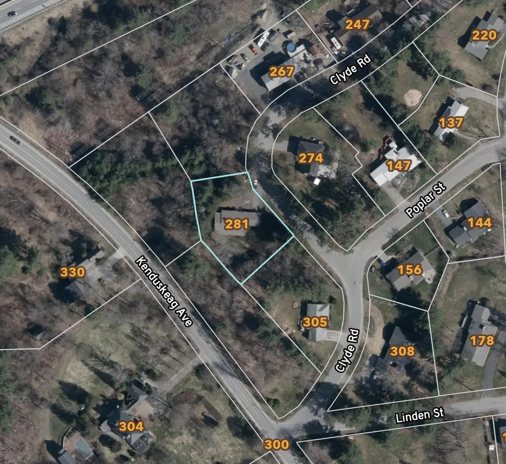 281 Clyde Road Bangor ME 04401