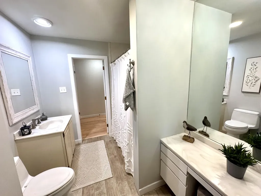 281 Clyde Road Bangor ME 04401