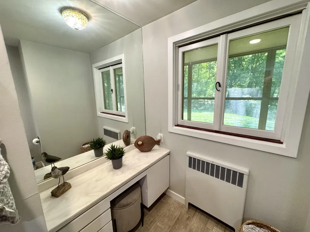281 Clyde Road Bangor ME 04401