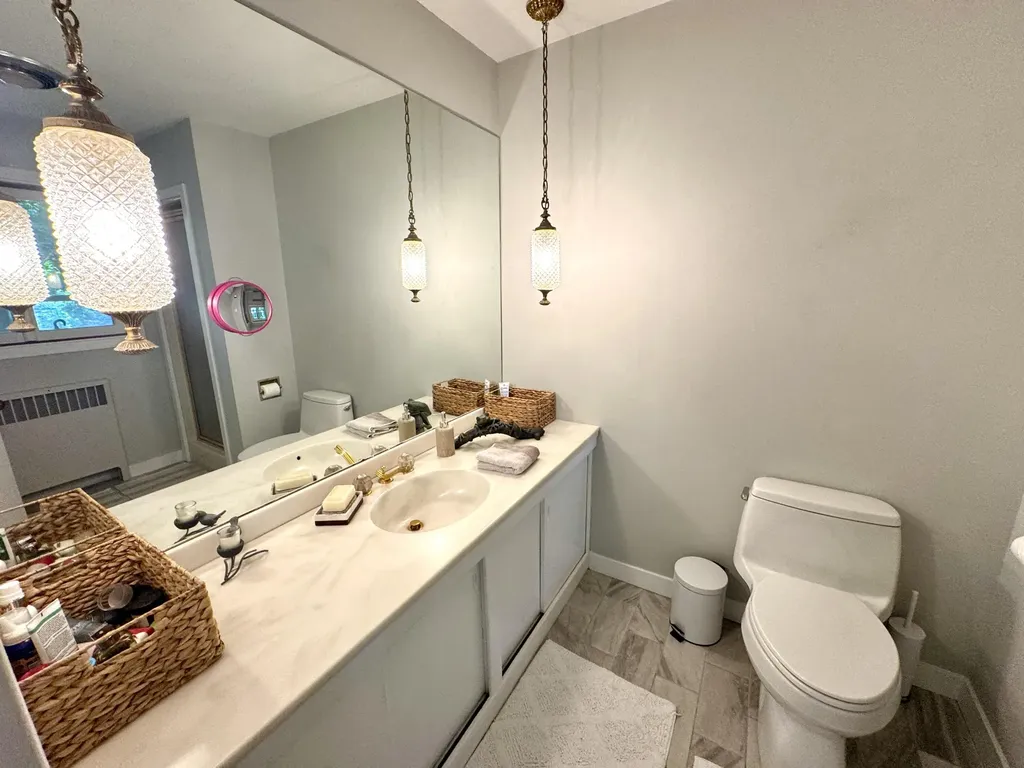 281 Clyde Road Bangor ME 04401