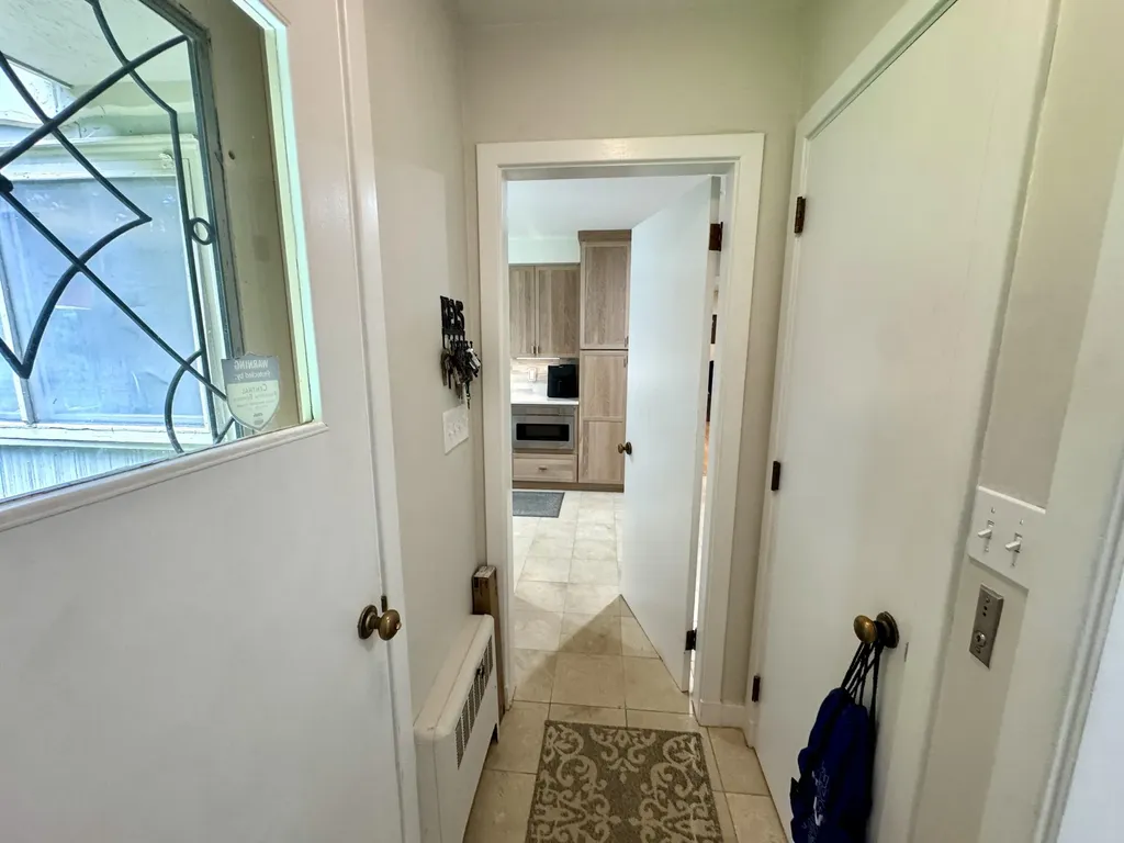 281 Clyde Road Bangor ME 04401