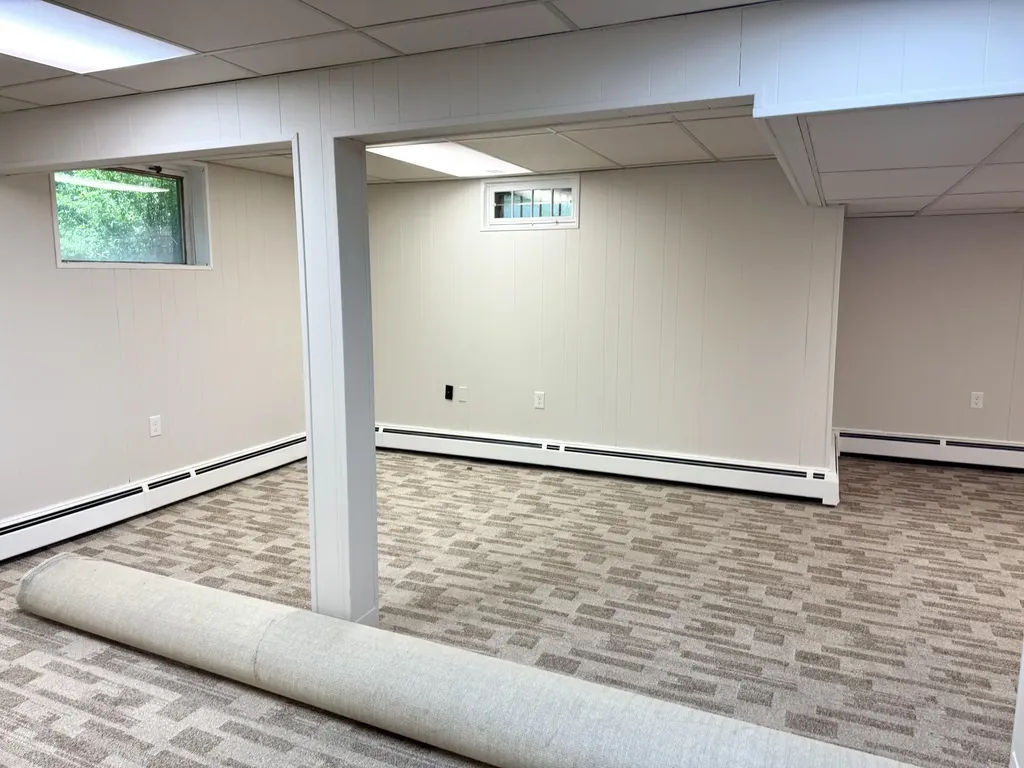 281 Clyde Road Bangor ME 04401