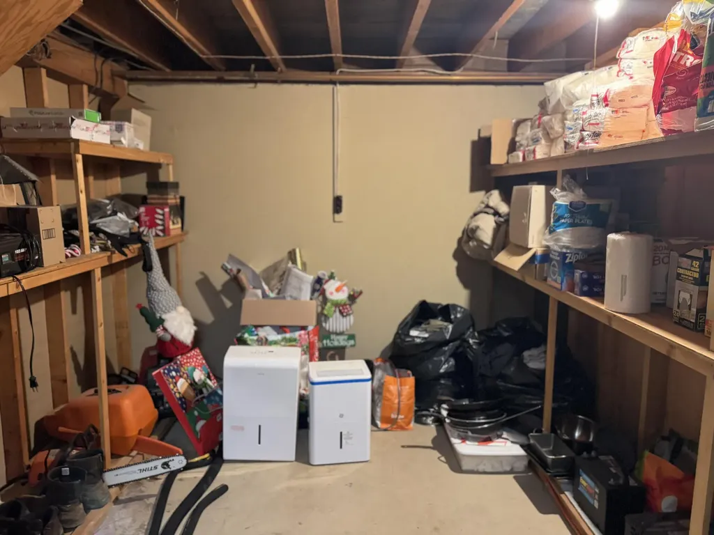 281 Clyde Road Bangor ME 04401