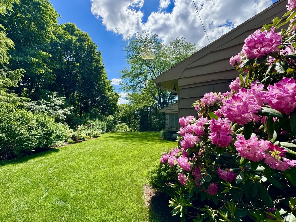 281 Clyde Road Bangor ME 04401