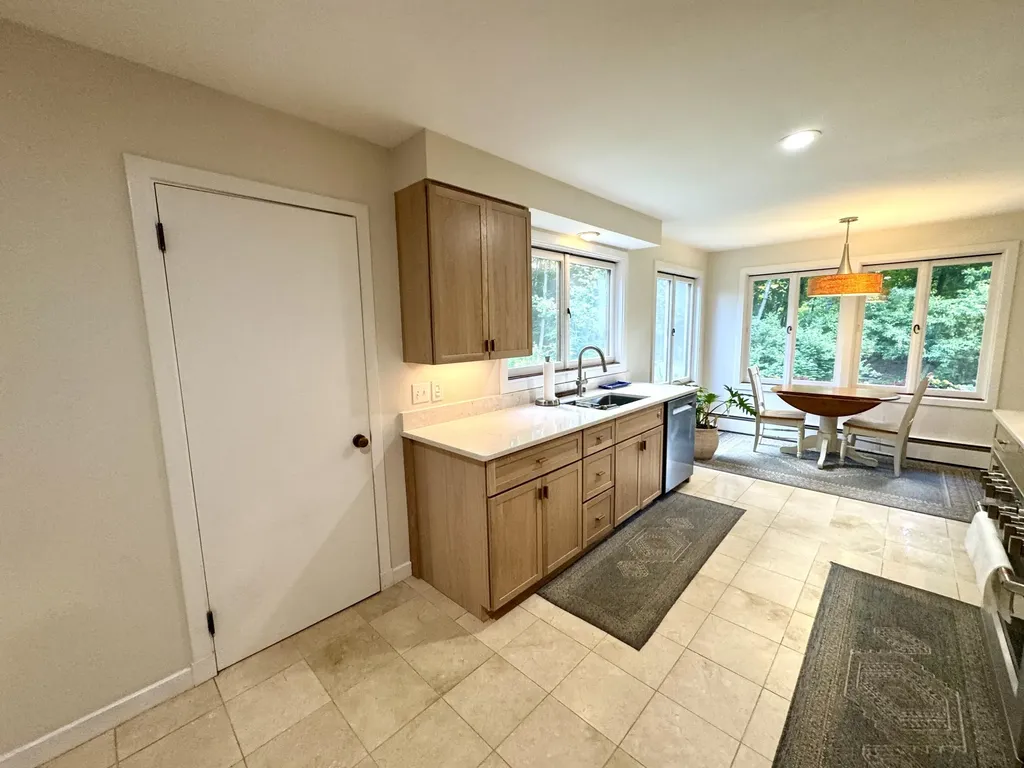281 Clyde Road Bangor ME 04401