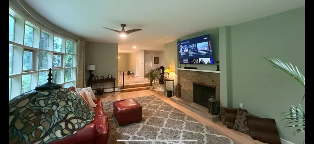 281 Clyde Road Bangor ME 04401